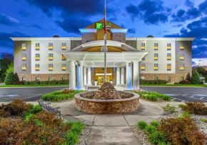  Holiday Inn Express & Suites Morristown, an IHG Hotel  Дандридж
